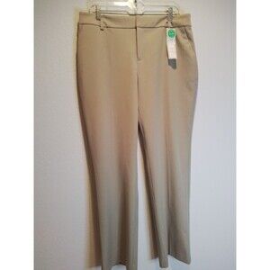 WOMENS LAURA ASHLEY CAPRIS. SIZE 24W. BEIGE/GRAY COLOR. NEW WITH TAG.